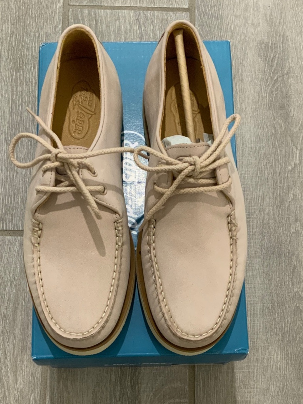Sperry Women’s Beige/Tan Leather Boat Shoes